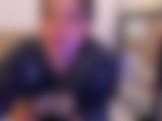 miadanielss's Live Sex Cam Show