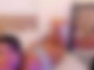 Live cam show with miadanielss - Middle Aged on Camsoda