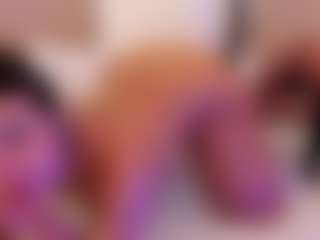 Live cam show with miadanielss - Ride Torso on livesuperchat.net