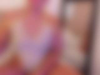 Live cam show with miadanielss - Strip Brown Hair on Camsoda