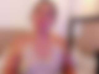 miadanielss's Live Sex Cam Show
