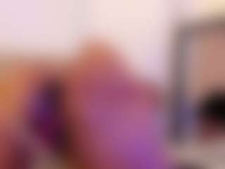 miadanielss's Live Sex Cam Show