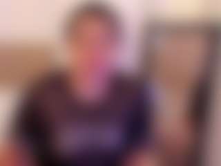 miadanielss's Live Sex Cam Show