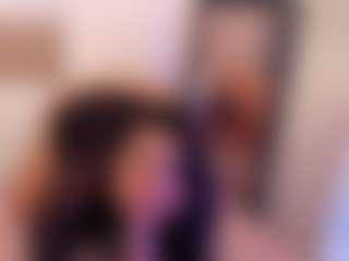 Live cam show with miadanielss - Normal on LiveSexCams6