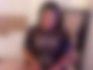 Live cam show with miadanielss - Ride Torso on boobsie.com