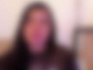 miadanielss's Live Sex Cam Show