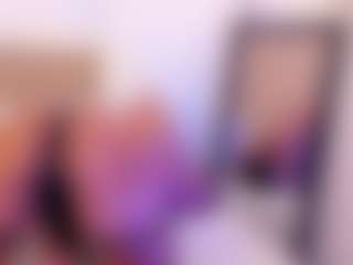 Live cam show with miadanielss - Cosplay BBW on xDating