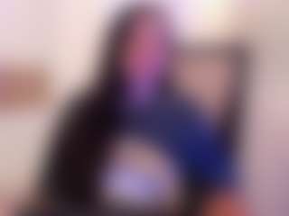 miadanielss's Live Sex Cam Show