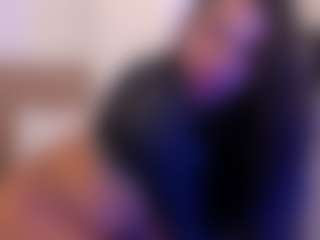 miadanielss's Live Sex Cam Show