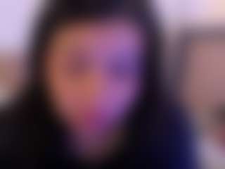 miadanielss's Live Sex Cam Show