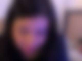 miadanielss's Live Sex Cam Show
