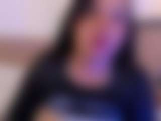 miadanielss's Live Sex Cam Show