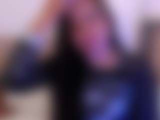 miadanielss's Live Sex Cam Show