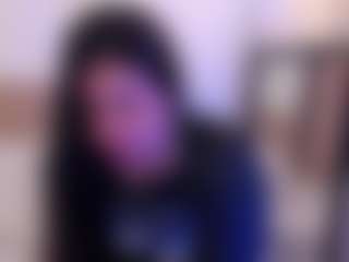 miadanielss's Live Sex Cam Show