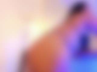 miadanielss's Live Sex Cam Show