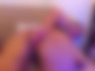 miadanielss's Live Sex Cam Show
