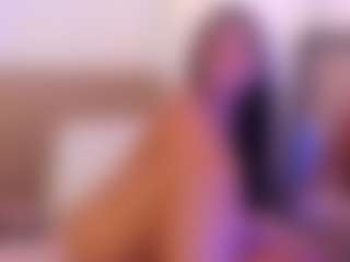Live cam show with miadanielss - Average on Fling VIP Chat