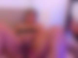 miadanielss's Live Sex Cam Show