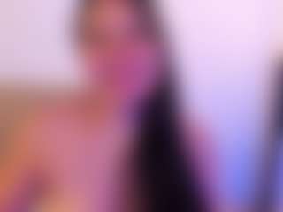 Live cam show with miadanielss - Brown Hair MILF on Cam Slut