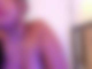miadanielss's Live Sex Cam Show