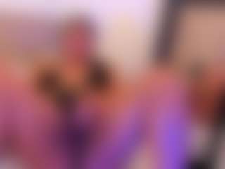 miadanielss's Live Sex Cam Show