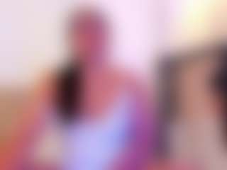 miadanielss's Live Sex Cam Show