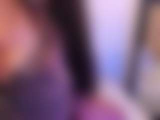 miadanielss's Live Sex Cam Show