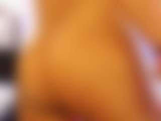 miadanielss's Live Sex Cam Show