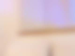 miadanielss's Live Sex Cam Show