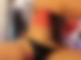miadanielss's Live Sex Cam Show