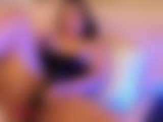 miadanielss's Live Sex Cam Show