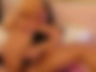 miadanielss's Live Sex Cam Show