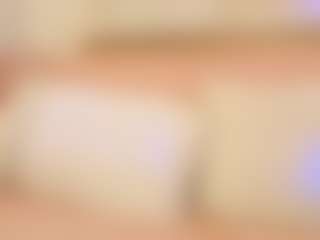 Live cam show with miadanielss - Brown Hair on Camsoda