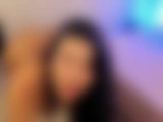 miadanielss's Live Sex Cam Show