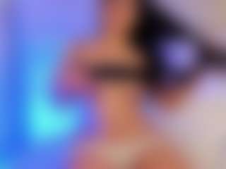 miadanielss's Live Sex Cam Show