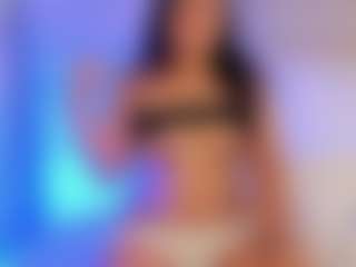 miadanielss's Live Sex Cam Show