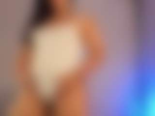 miadanielss's Live Sex Cam Show