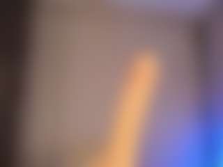 miadanielss MILF webcam performer live streaming