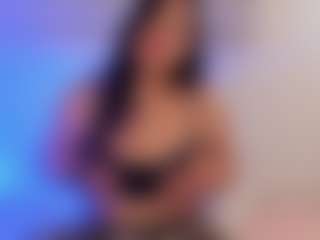 miadanielss's Live Sex Cam Show