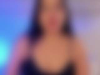 miadanielss's Live Sex Cam Show