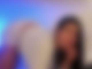 miadanielss's Live Sex Cam Show