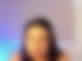 Live cam show with miadanielss - Middle Aged on Fling VIP Chat
