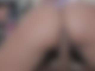 Live cam show with Tamy Bennett - Facial on CamwithHer