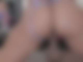 Live cam show with Tamy Bennett - Wet on Streamer API