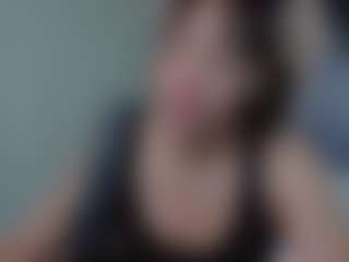 Live cam show with Tamy Bennett - Bikini on Strip Flash - Live Sex Shows