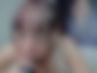 Live cam show with Tamy Bennett - Dildo Or Vibrator on Cam Slut
