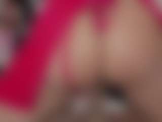 Live cam show with Tamy Bennett - Squirt Young Adult on Camsoda