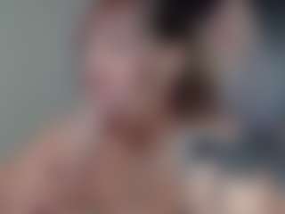 Live cam show with Tamy Bennett - Big Ass on livesuperchat.net