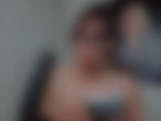 Live cam show with Tamy Bennett - Public Latina on chickslive.net | colombia