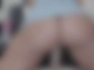 Live cam show with Tamy Bennett - Double Penetration on hrnylive.com